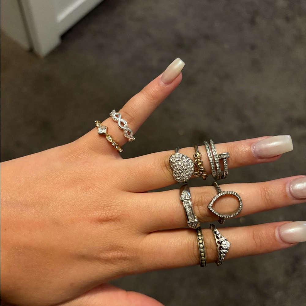 MISCELLANEOUS RINGS - Picture 6 of 8